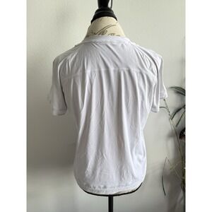 Lululemon Athletica Women's T-Shirt Size 8